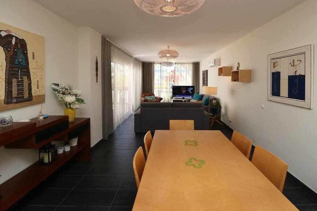 Hiva T3 By Fhr Apartment วิลาโมรา ภายนอก รูปภาพ