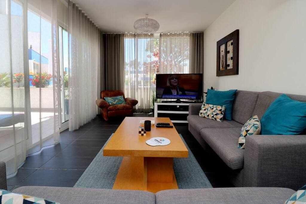 Hiva T3 By Fhr Apartment วิลาโมรา ภายนอก รูปภาพ